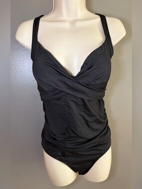 Anne Cole Black Ruched One Piece Swimsuit 14 Underwire Tummy Control Gold Detail